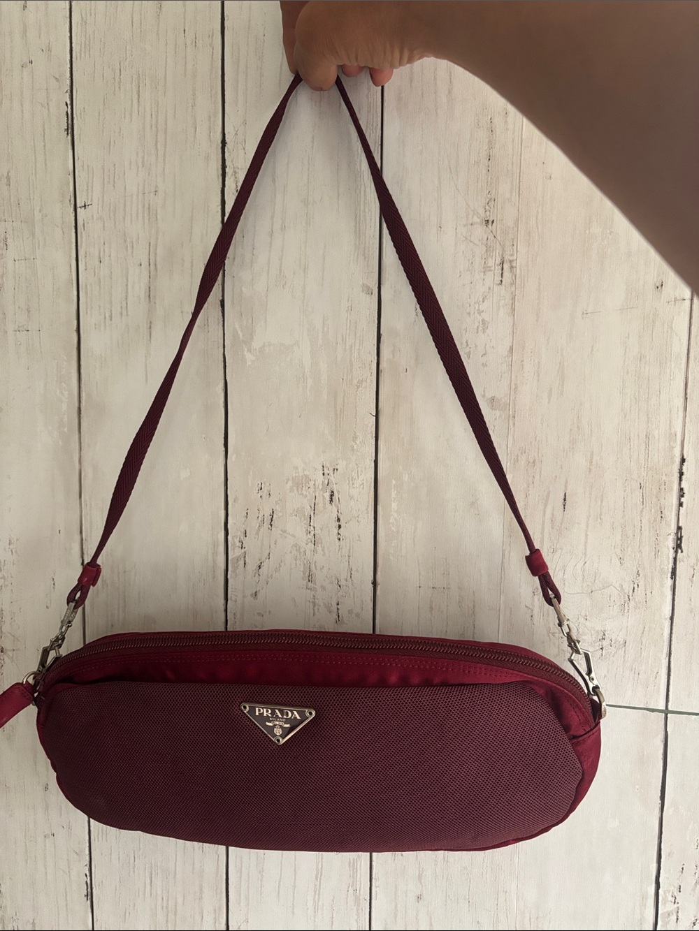 Prada vintage oval Rosso wine Tessuto  Y2K era 💎 nylon shoulder handbag purse